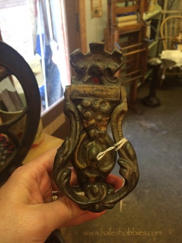 door knocker