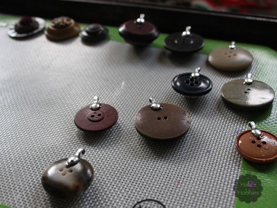 vintage button stacks | Halle's Hobbies